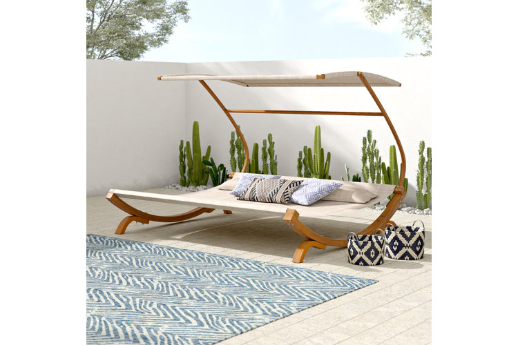 Cushioned outdoor best sale chaise lounge